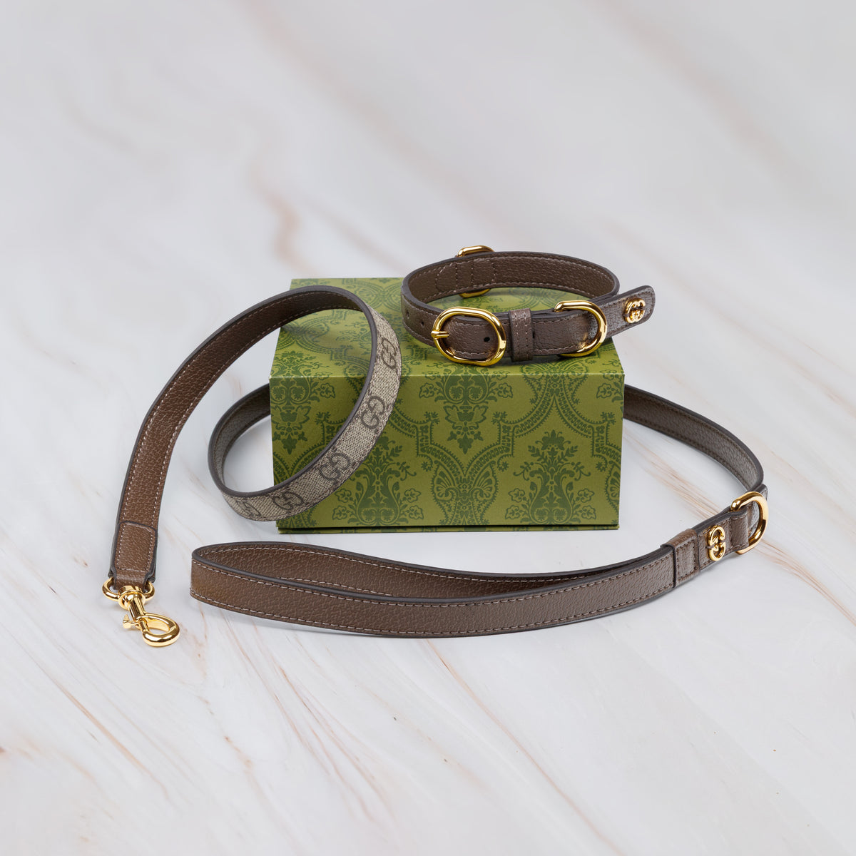 Brown leather dog collar & lead set